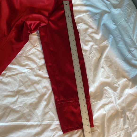 Dennis by Dennis Basso Women’s Red Spring Coat Size Large Festive color, EUC. - Picture 14 of 17